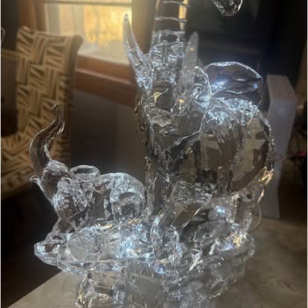 (NEW) Large Crystal Glass Elephant Mama and Baby 12”x14” Table Sculpture w light